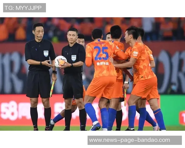 禁区争议判罚引热议媒体人称刘浩帆动作仅是轻碰沈寅豪